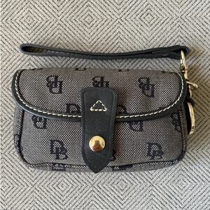 Dooney & Bourke Monogram Signature Black & White Flap Wristlet Gold Blue Tag